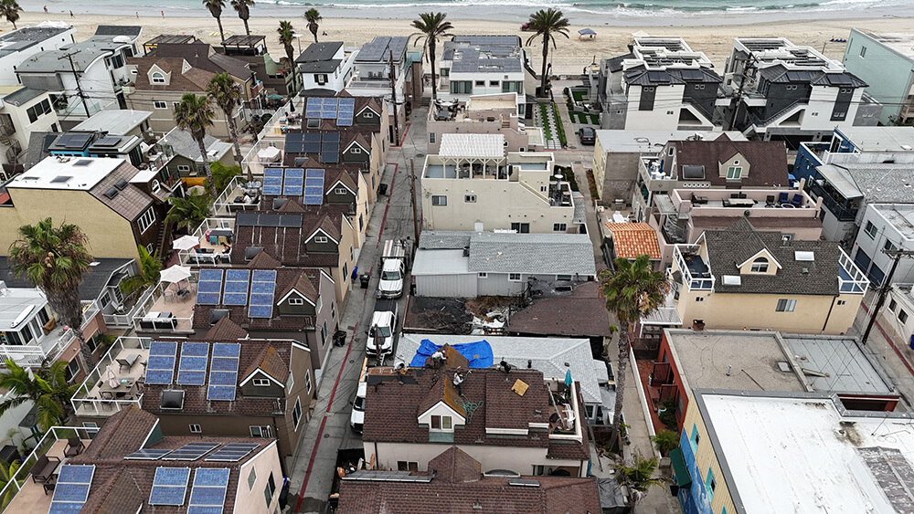 san diego roofs being replaced by Alma Roofing